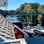 Waterfront Boat Included, Near Bergen