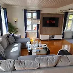 Waterfront Boat Included, Near Bergen Vakantiehuis