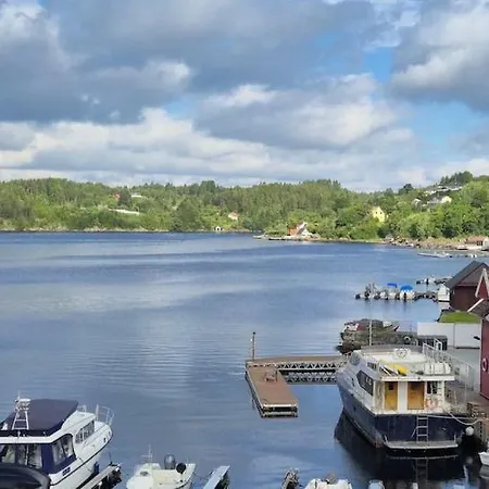 Waterfront Villa Boat Included, Near Bergen *