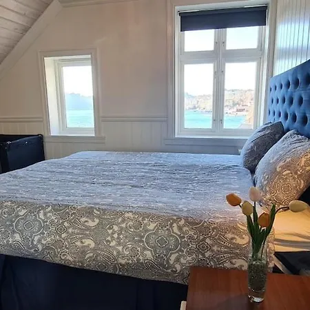 Waterfront Villa Boat Included, Near Bergen * Lindas
