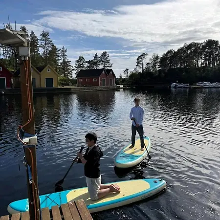 Boat Included, Waterfront Villa, Bergen Lindås
