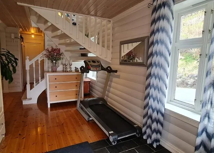 Σπίτι διακοπών Waterfront Boat Included, Near Bergen *