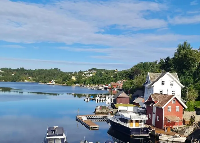 Dom wakacyjny Waterfront Boat Included, Near Bergen Lindås