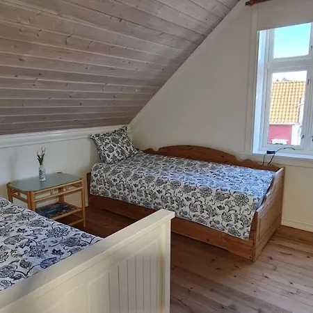 Сasa de vacaciones Waterfront Boat Included, Near Bergen Lindås