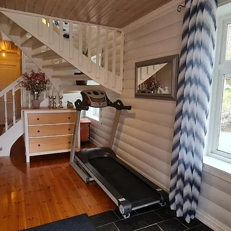 Сasa de vacaciones Waterfront Boat Included, Near Bergen *